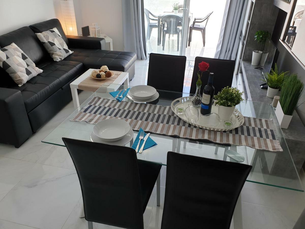 Casa Las Flores With Heated Pool, Only 490 Meters To The Beach, Balcony, Wifi أرونا المظهر الخارجي الصورة
